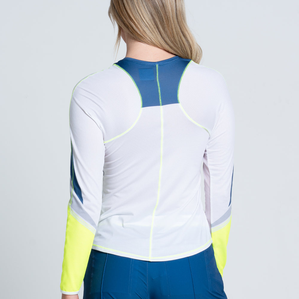 
                      
                        STEEL CUT LONG SLEEVE
                      
                    